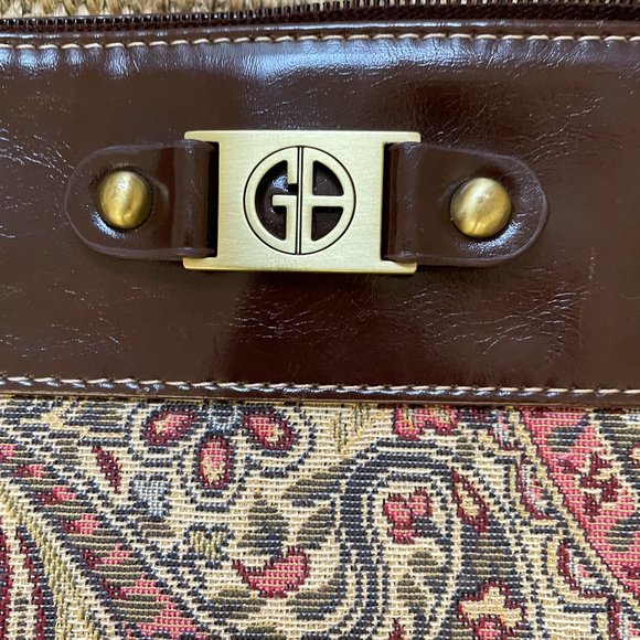 Fab with a trench! GIANI BERNINI Crossbody Bag - Picture 6 of 6